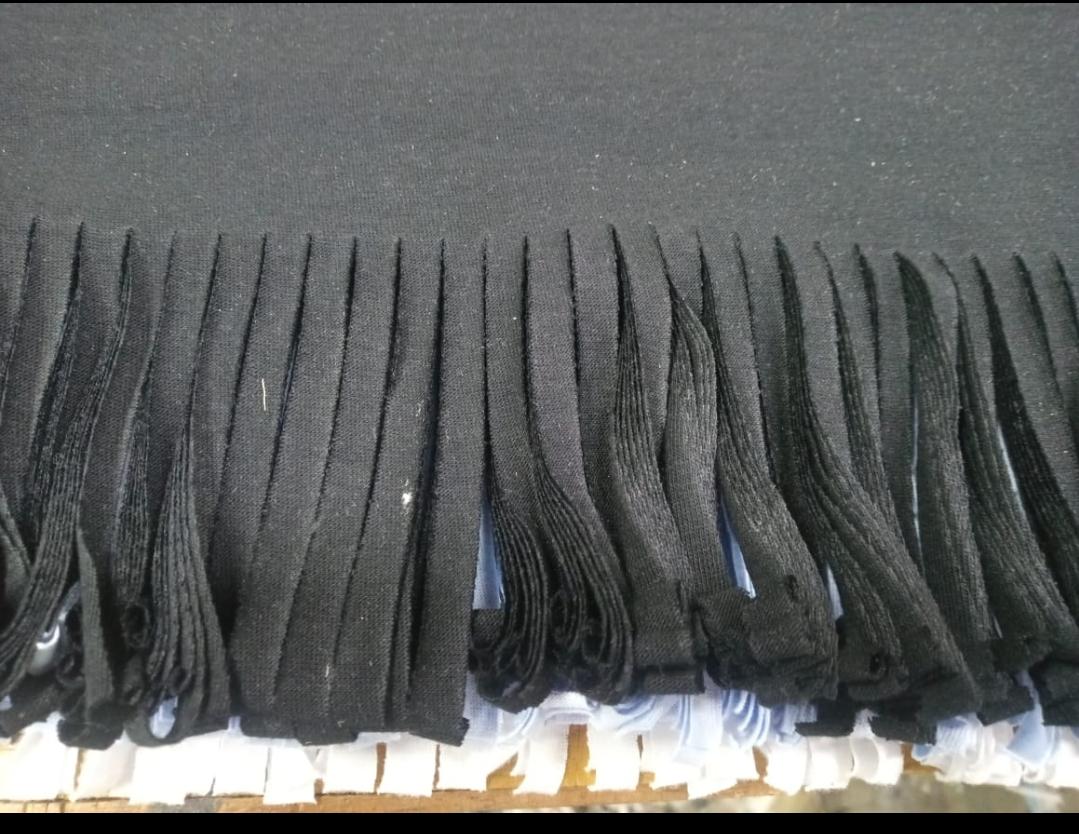 Otra imagen del servicio de corte de flecos